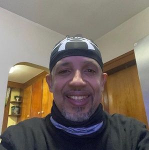 Meet your Posher, Luis